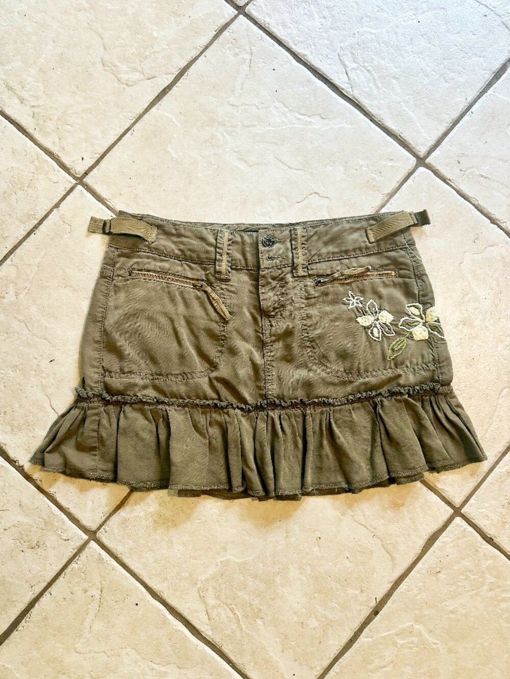 Guess Military Mini Skirt Vintage Ruffle